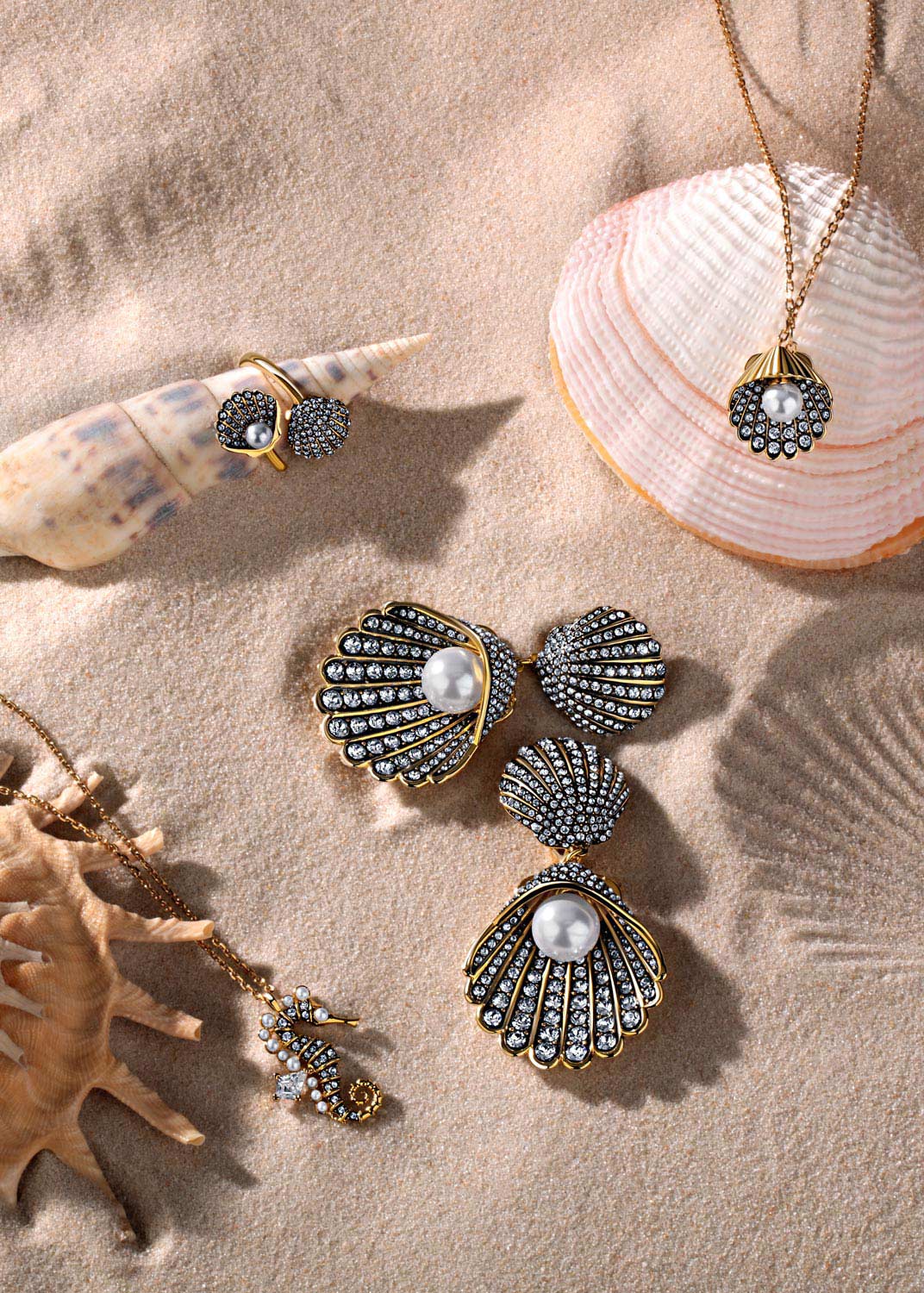 Подвеска на цепочке Swarovski Idyllia 5683968 Подвеска на цепочке Swarovski Idyllia 5683968