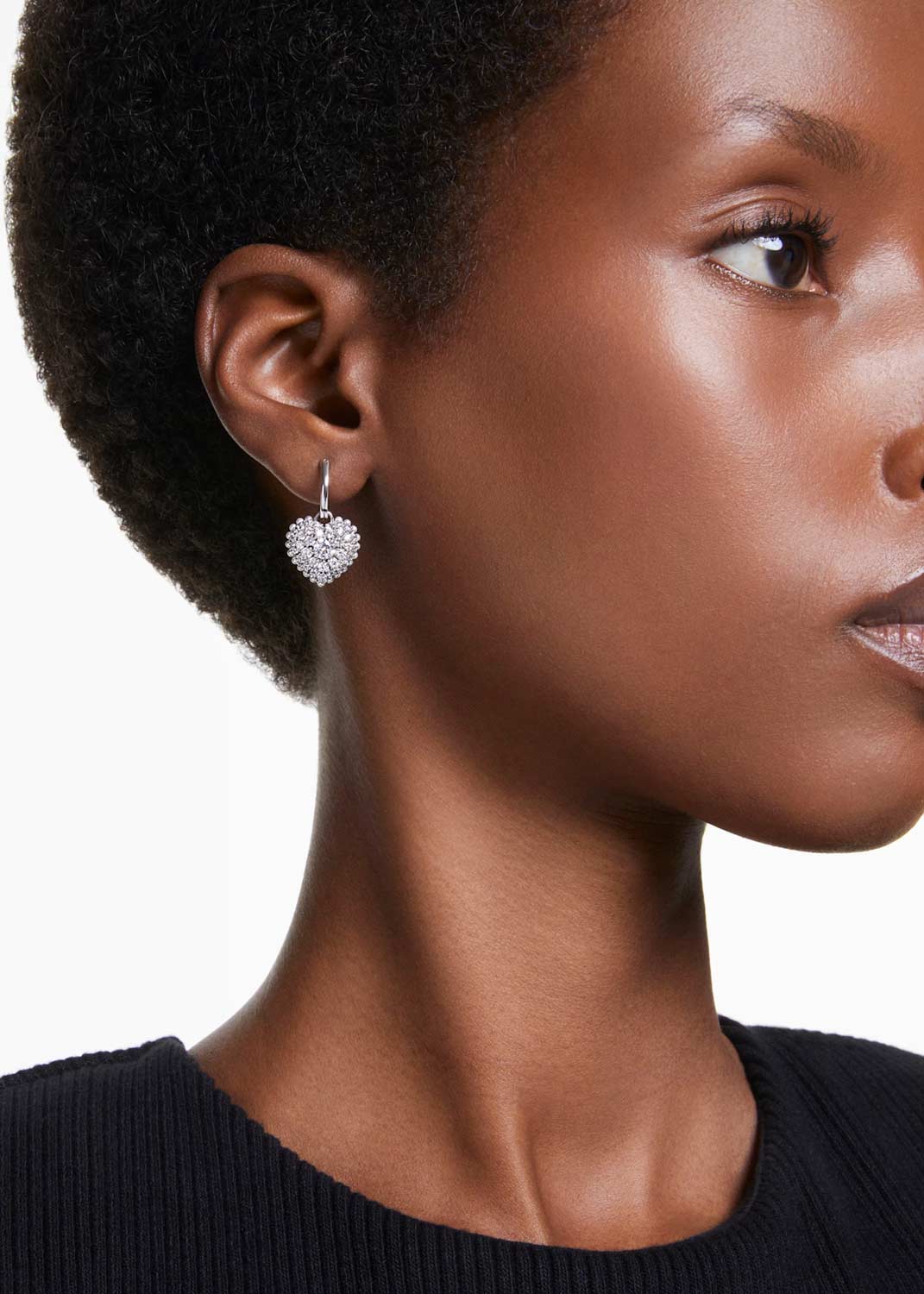 Серьги с подвесками Swarovski Idyllia 5684384 Серьги с подвесками Swarovski Idyllia 5684384