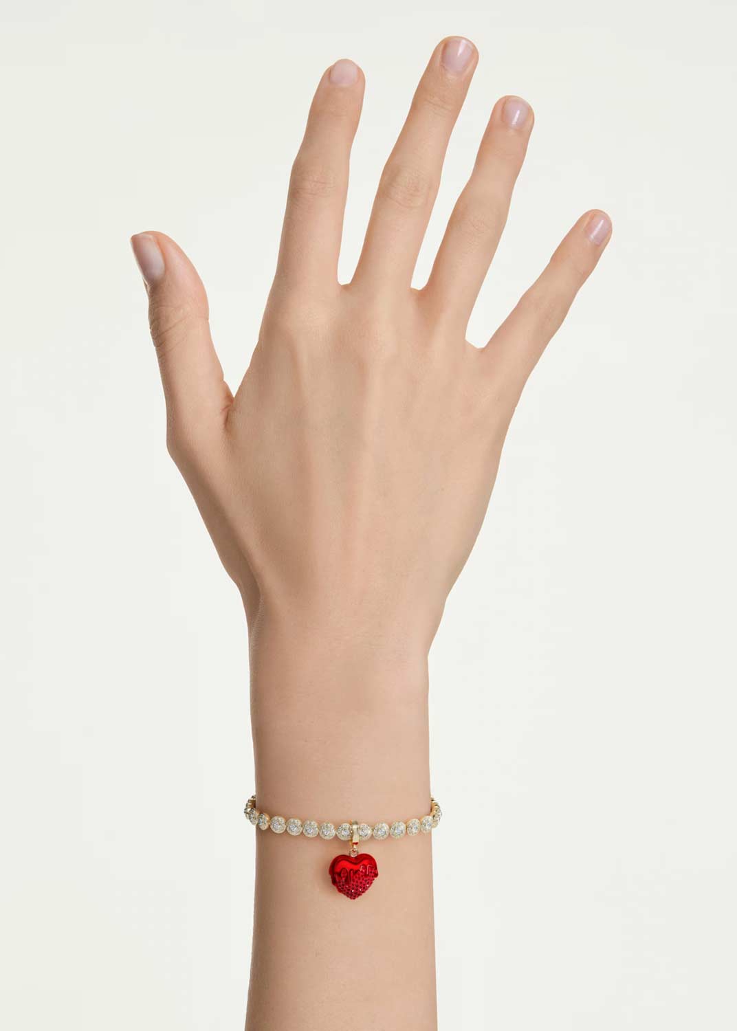 Подвеска-шарм ''Сердце'' Swarovski Idyllia 5742994 с лаком Подвеска-шарм ''Сердце'' Swarovski Idyllia 5742994 с лаком