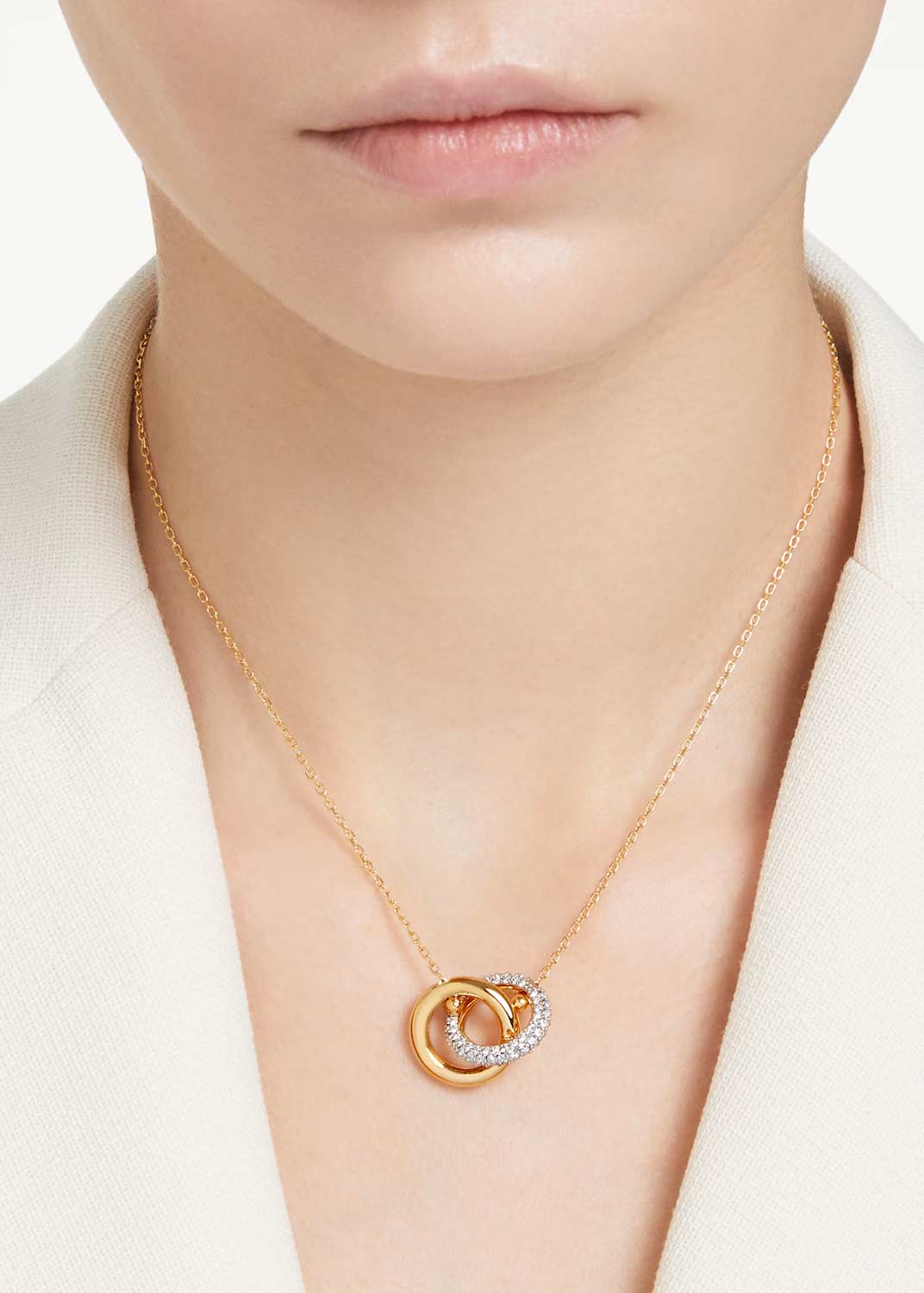 Подвеска на цепочке Swarovski Dextera 5668820 Подвеска на цепочке Swarovski Dextera 5668820