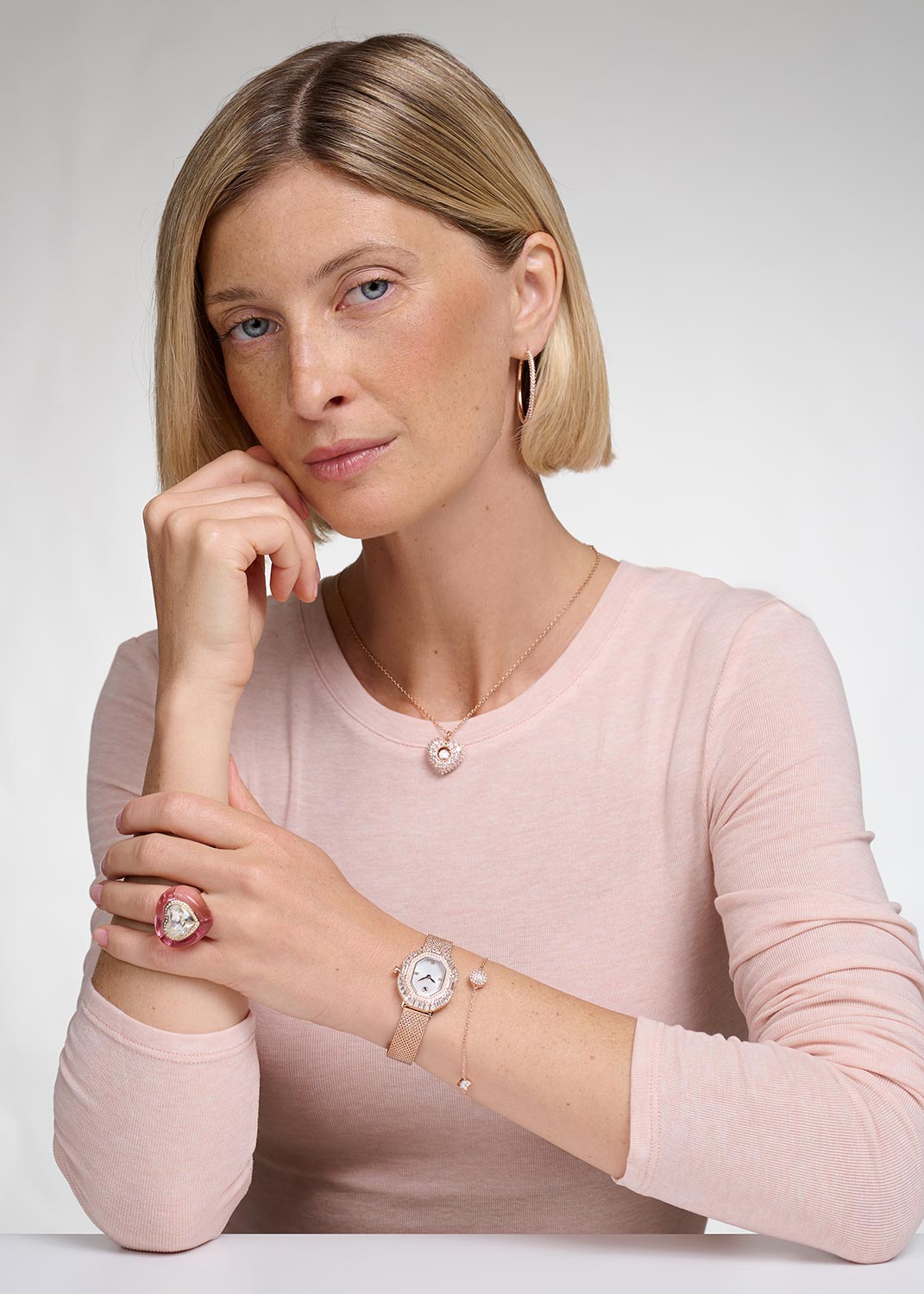 Кулон на цепочке Swarovski Idyllia 5680402 Кулон на цепочке Swarovski Idyllia 5680402